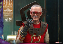 Load image into Gallery viewer, Thor: Ragnarok MMS570 Stan Lee 1/6th Scale Hot Toys Collectible Figure
