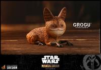 Load image into Gallery viewer, Star Wars The Mandalorian Grogu 1:6 Scale Hot Toys
